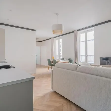 Mezzanine Coeur Du 11eme Arrondissement * 파리